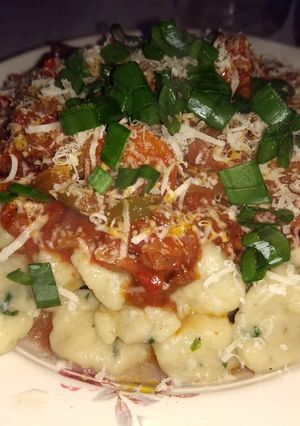 Una foto de Ñoquis de soja con bolognesa mixta