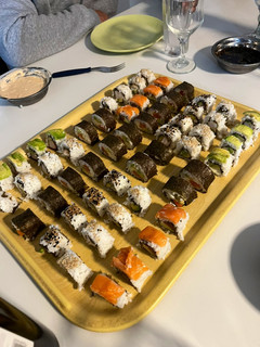 Una foto de Sushi