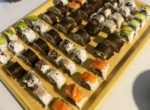 Una foto de Sushi