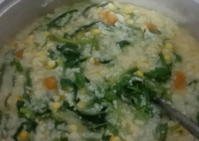 Langkah Mudah untuk Menyiapkan Bubur Manado yang Menggugah Selera
