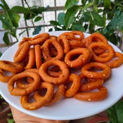 A picture of Tamil Nadu evening snacks ring murmure.