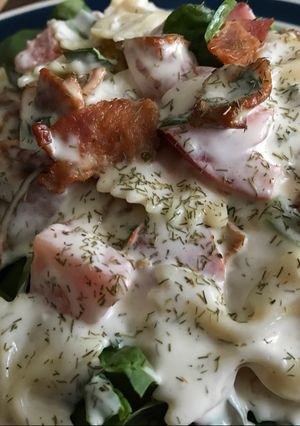 A picture of BLT Ranch Pasta Salad.
