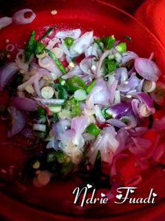 Foto resep Sambal Matah "ala ala sendiri"