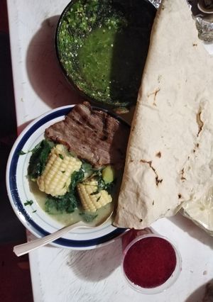 Una foto de Guías espesadas con tasajo asado