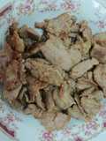 สันในหมูทอดน้ำปลา