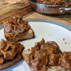 A picture of Traditional English devilled lamb kidneys.