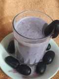 Black grapes milkshake