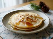 Une photo de pancakes yaourt