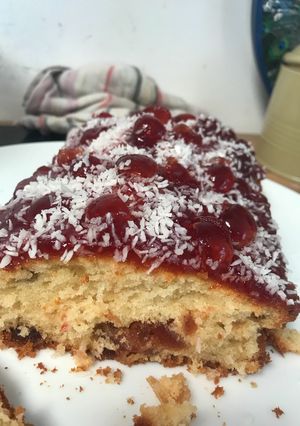 A picture of Cherry & Coconut Cake.