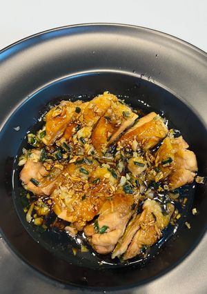 Hình của món Gà sốt tương tỏi.