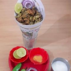 A picture of Kubhaniya na Bhajiya | Winter Special Gujarati Fritters ❄️.