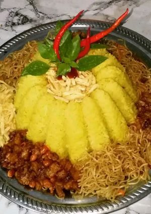 Foto resep Nasi Kuning Magic Com