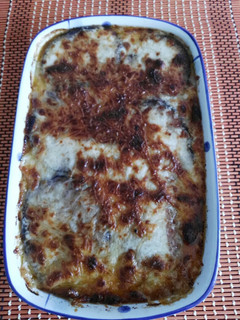 Una foto de Pastel vegetariano de berenjena, tomate y queso