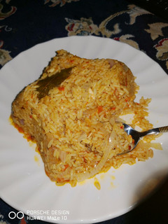 A picture of Jollof rice.