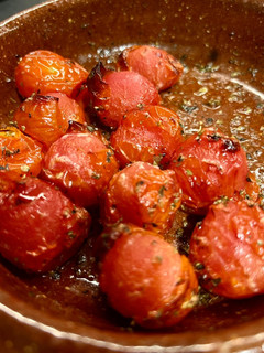 Una foto de Tomates cherry en airfryer 🍅