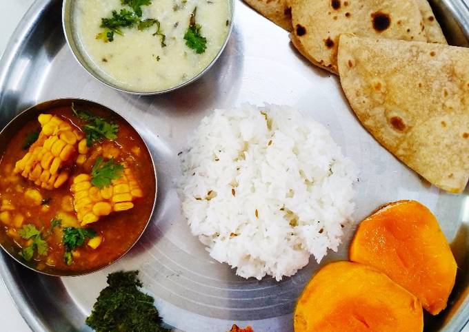 Satvik food-Gujarati thali