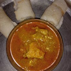 A picture of Coconut milk chicken curry.