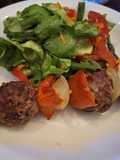Brochetas de carne picada