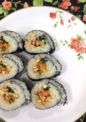 รูปของ ซูชิน้ำพริกอ่อง (มังสวิรัติ)