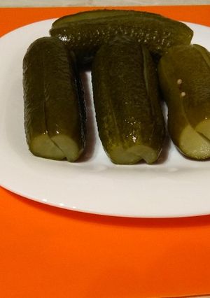 Roppanós nyári uborka recept fotója