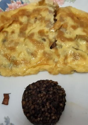 Una foto de Tortilla de puerros y champiñones