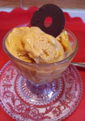 Una foto de Helado de Lúcuma