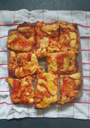 A picture of Flatbread Pizza.