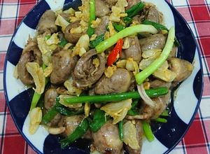 Hình của món Tim gà cháy tỏi.