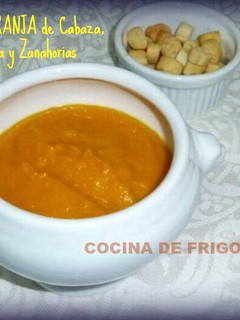 Una foto de Puré de naranja, calabaza, zanahorias y batata