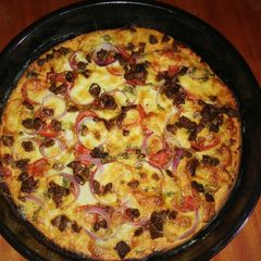 A picture of Paneer Cheese pizza.