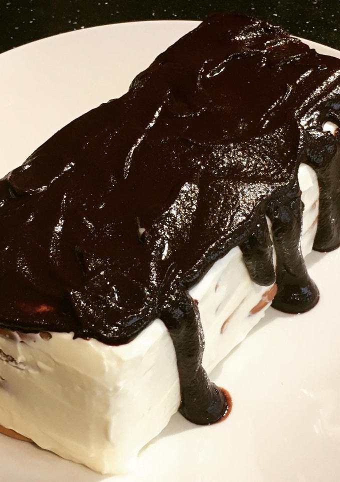 Una foto de Tarta de limón y galletas