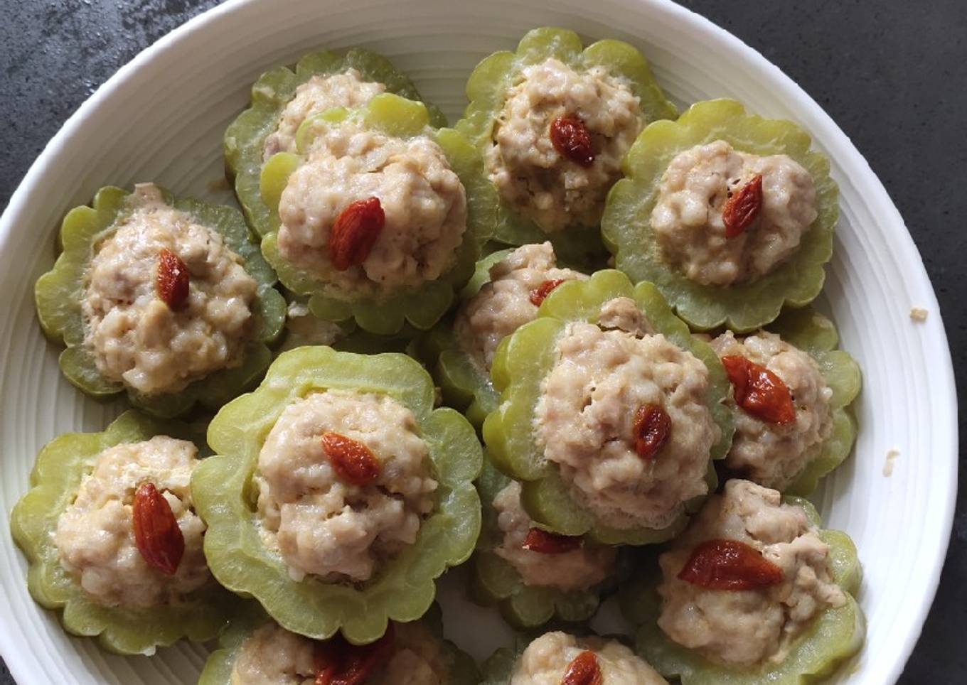 Steam Bitter Melon with Pork