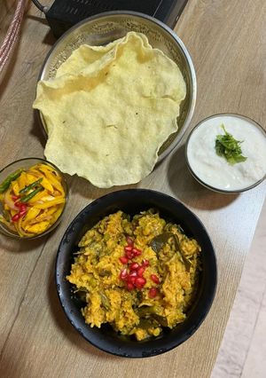 A picture of Vaghareli khichdi.