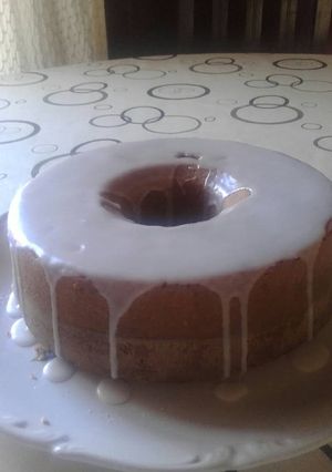 Una foto de Torta 1234 con baño de glasé de limón