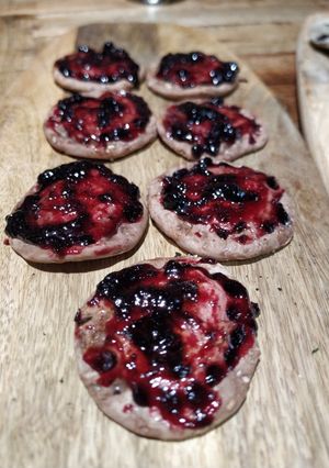 A picture of Chocolate Blackcurrant Flat bread.