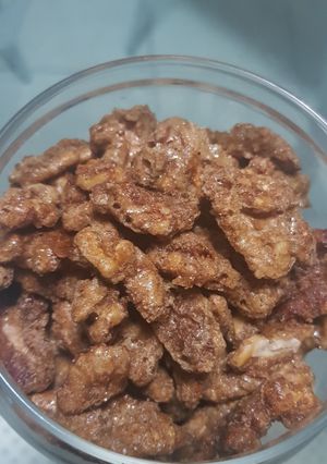 A picture of Candied Walnuts.