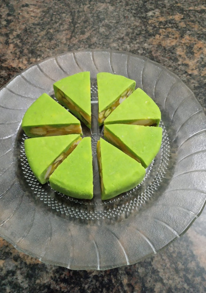முந்திரி பாதாம் கேக் செய்முறை முக்கிய புகைப்படம்