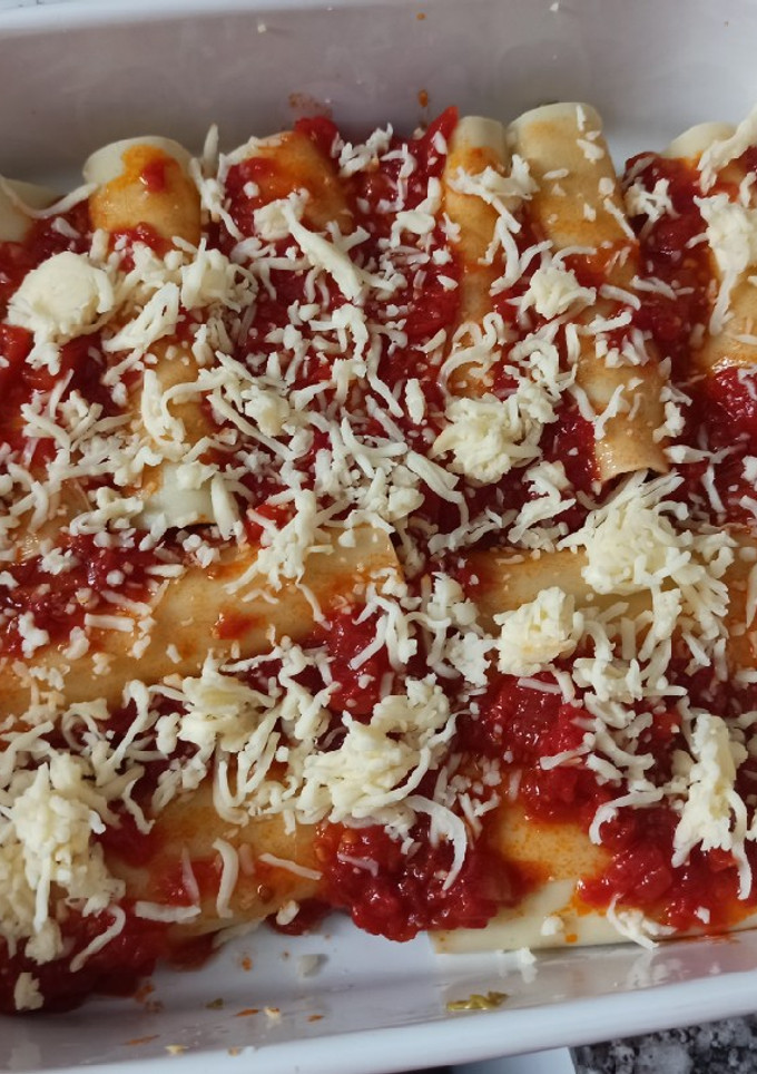 Una foto de Canelones de coliflor y espárragos trigueros