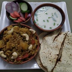 A picture of Navratna Shahijahani Khichdi.