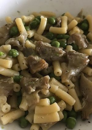 Foto di Sedanini con carciofi e piselli