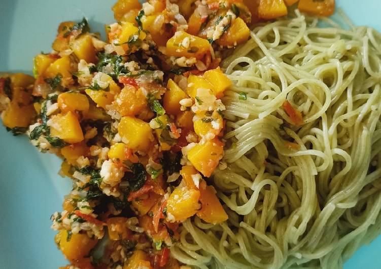 Butternut Chicken Noodle (mpasi 9 bulan +)