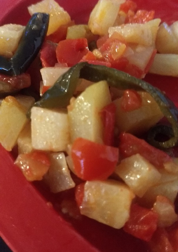 Una foto de Chayotes con rajas a la mexicana mmm deli