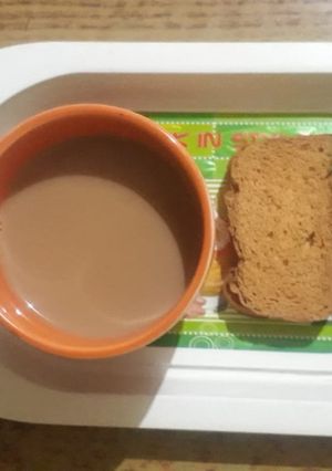 अदरक वाली चाय (Adrak wali chai recipe in hindi) रेसिपी मुख्य फोटो