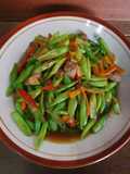 Tumis buncis bakso
