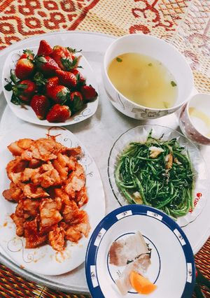 Hình của món Thịt heo xào cà chua.