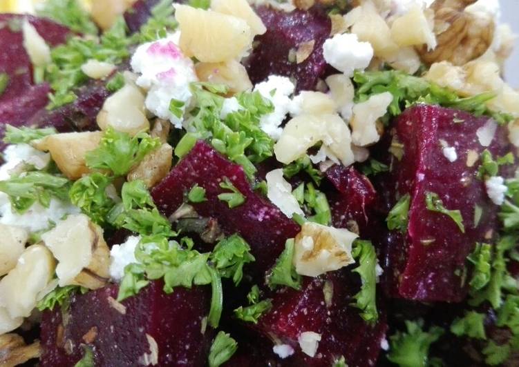 Recipe of Award-winning Beetroot With Walnut Salad