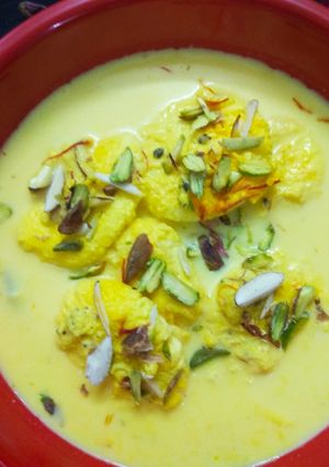 A picture of Paneer Rasmalai.