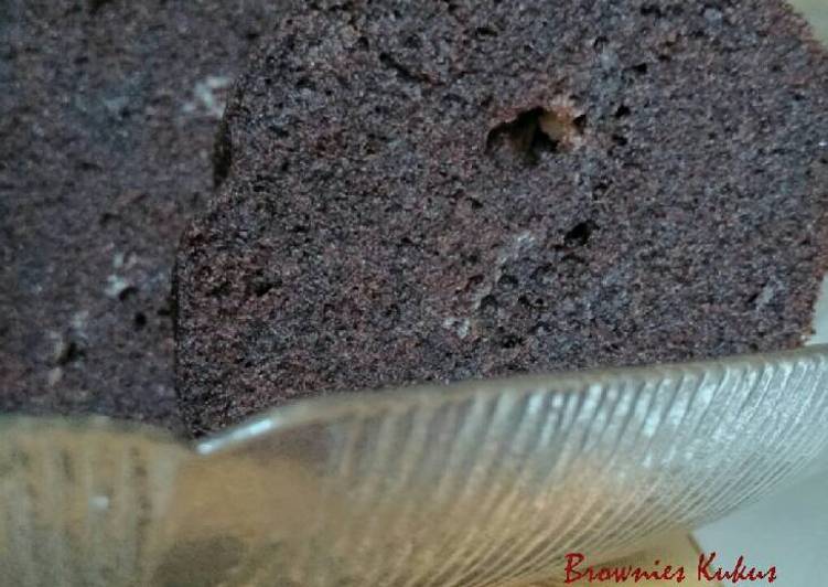 Resep Brownies Kukus Ketan Item Keju yang Bikin Ngiler