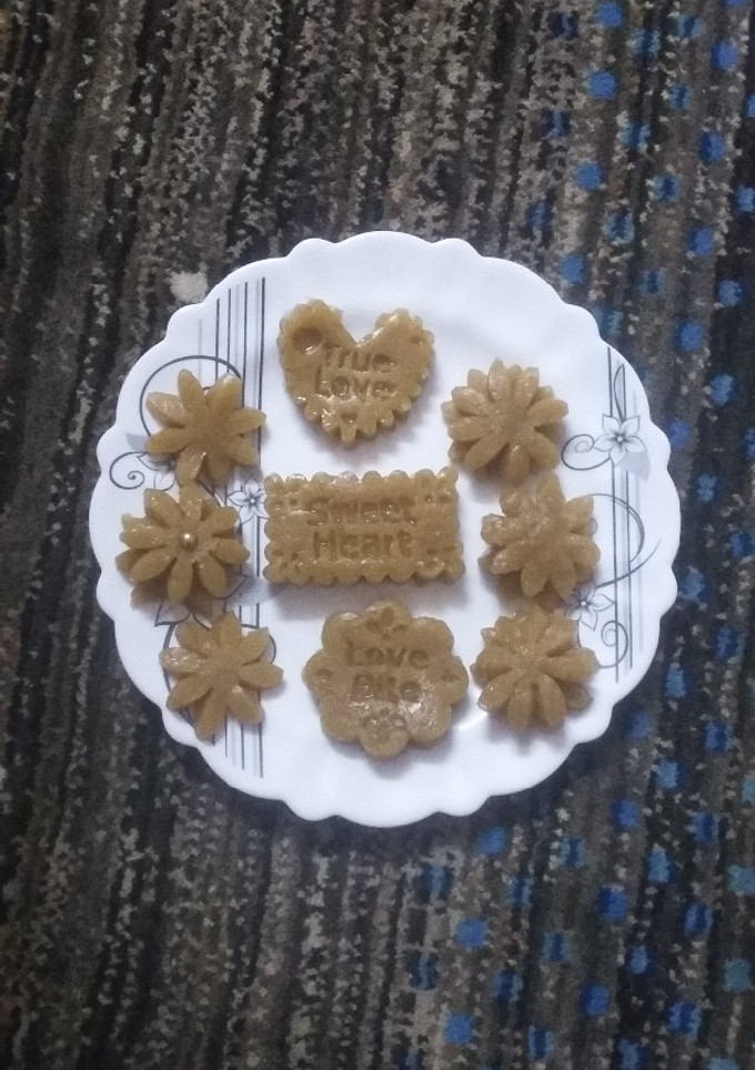 عکسی از دستور حلوا یخچالی (آرد نخودچی+ارده)