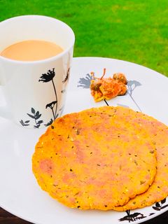 મસાલા બિસ્કીટ ભાખરી (Masala Biscuit Bhakri recipe in Gujarati) રેસીપી મુખ્ય ફોટો